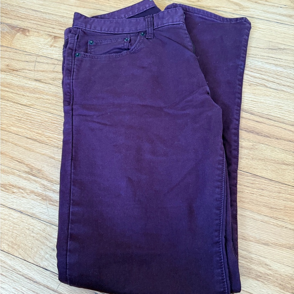Banana Republic Burgundy/Maroon Travel Chinos - Mens Size 33x32
